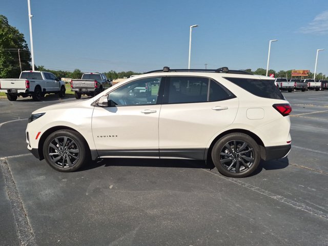 Used 2023 Chevrolet Equinox RS w/ RS Leather Package FWD image 7