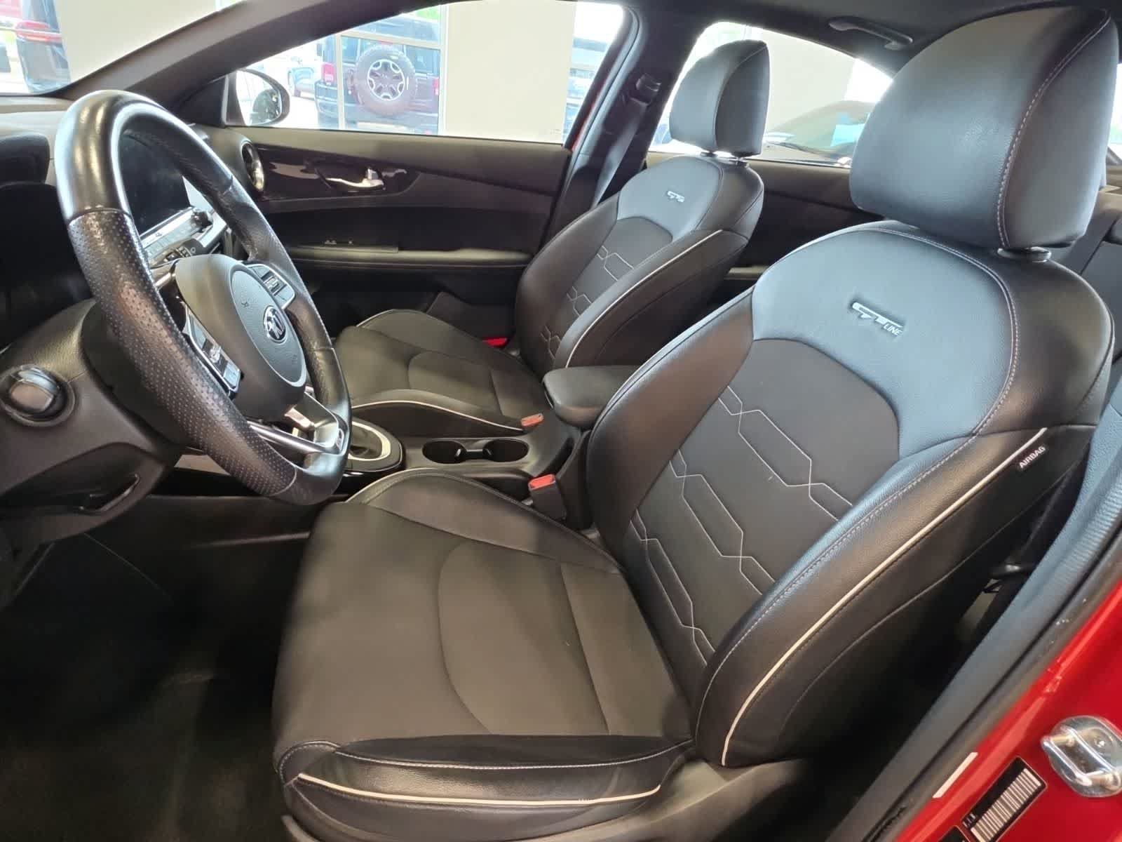 Used 2021 Kia Forte GT-Line w/ GT-Line Premium Package FWD image 16