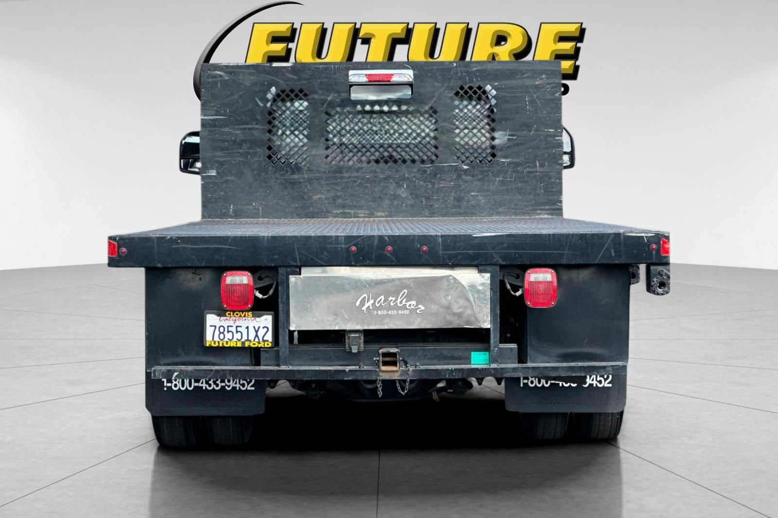 Certified 2019 Ford F550 2WD Regular Cab Super Duty image 4