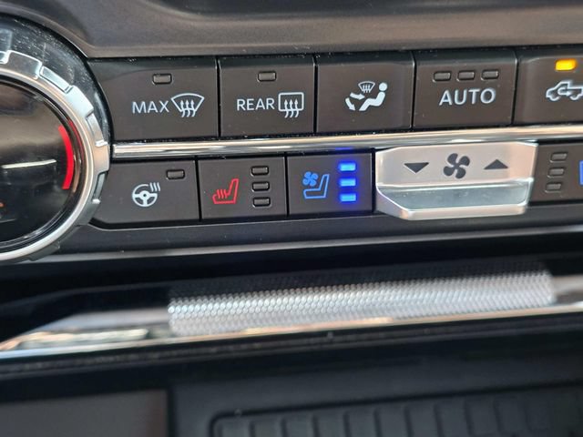 Certified 2025 Ford F150 King Ranch AWD/4WD image 27