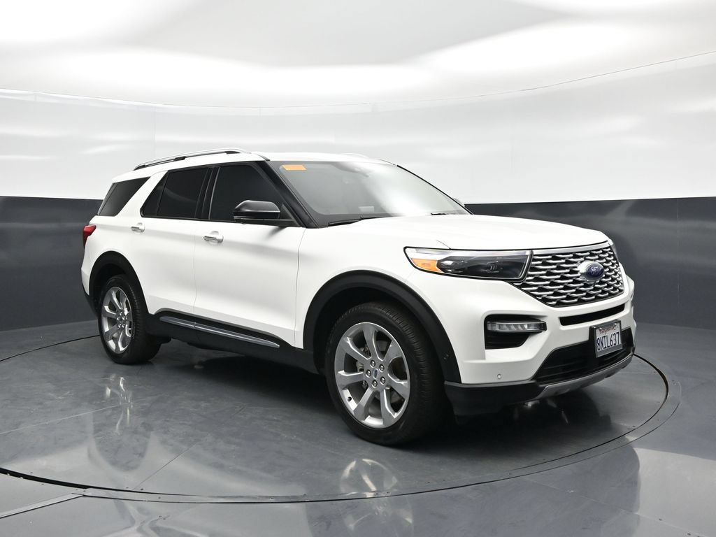 Certified 2020 Ford Explorer Platinum w/ Premium Technology Package AWD/4WD image 60
