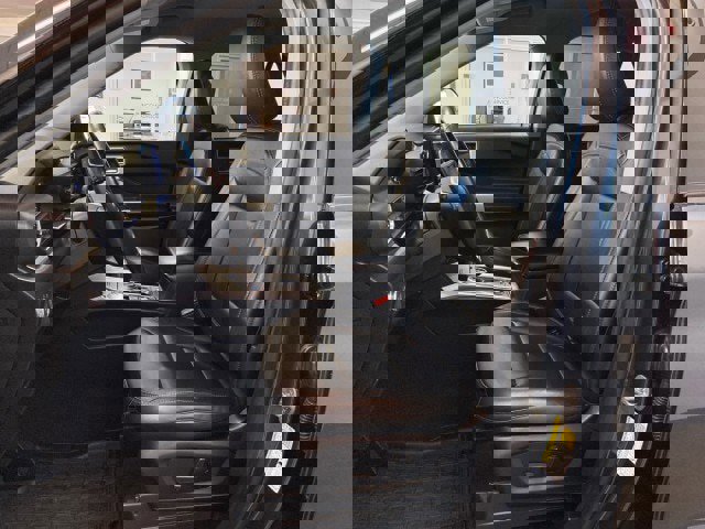 Certified 2022 Ford Explorer XLT w/ Equipment Group 202A image 17