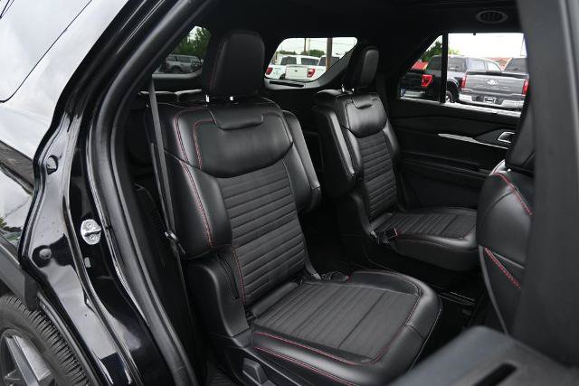 Certified 2025 Ford Explorer ST-Line w/ ST-Line Street Pack AWD/4WD image 27