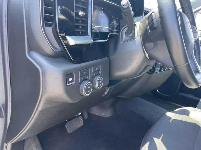 Used 2025 Chevrolet Silverado 2500 LT w/ Convenience Package AWD/4WD image 22