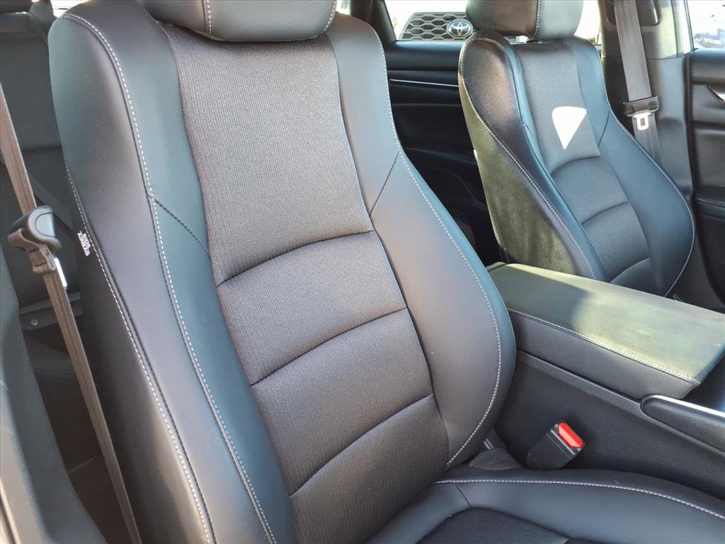 Used 2022 Honda Accord Sport image 12