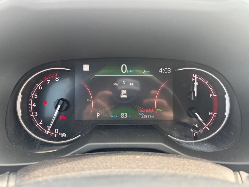 Used 2025 Toyota RAV4 XLE AWD/4WD image 9