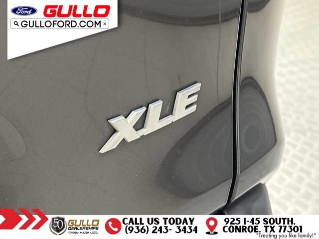 Used 2021 Toyota RAV4 XLE FWD image 32