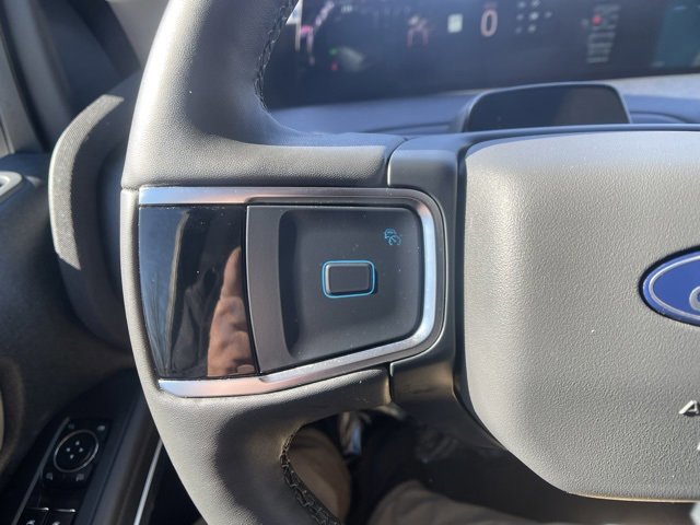 Certified 2025 Ford Expedition Max Active image 18