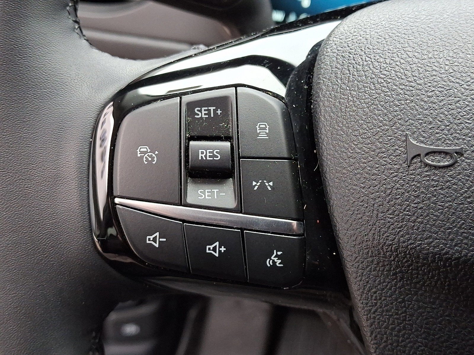 Certified 2023 Ford Escape Active w/ Tech Pack #2 image 25