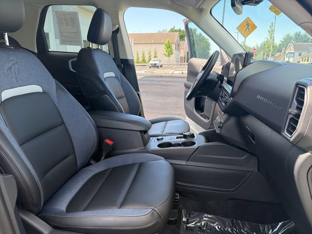 Certified 2025 Ford Bronco Sport Outer Banks w/ Outer Banks Tech Package+ AWD/4WD image 15