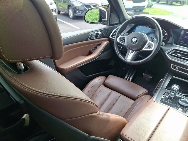 Used 2020 BMW X5 M50i w/ Executive Package AWD/4WD image 17