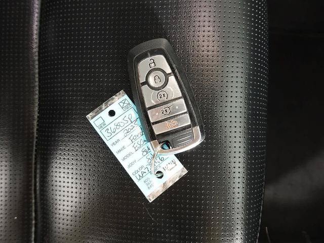 Certified 2025 Ford Escape Platinum AWD/4WD image 16