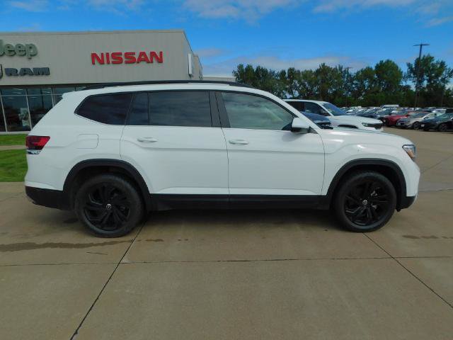 Used 2023 Volkswagen Atlas SE w/ Black Wheel Package AWD/4WD image 4