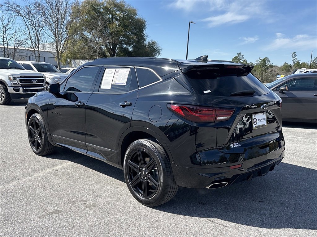 Used 2024 Chevrolet Blazer RS w/ Enhanced Convenience Package image 3