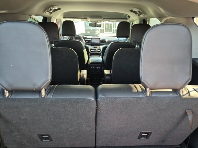Certified 2022 Ford Explorer XLT w/ Equipment Group 202A RWD image 31