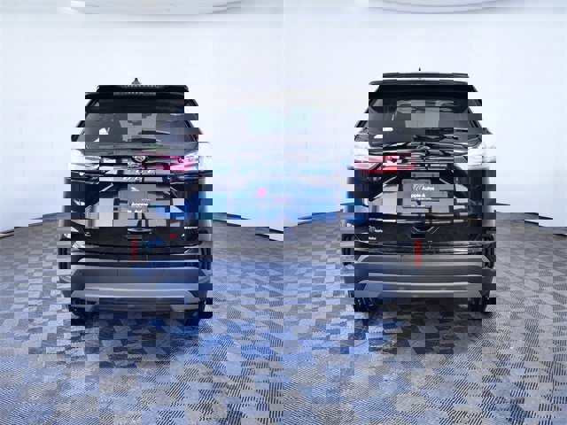 Certified 2024 Ford Edge SEL w/ Convenience Package image 3
