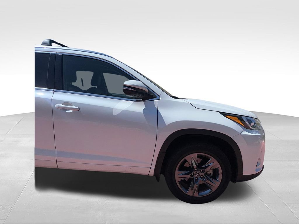 Used 2019 Toyota Highlander Limited Platinum AWD/4WD image 36