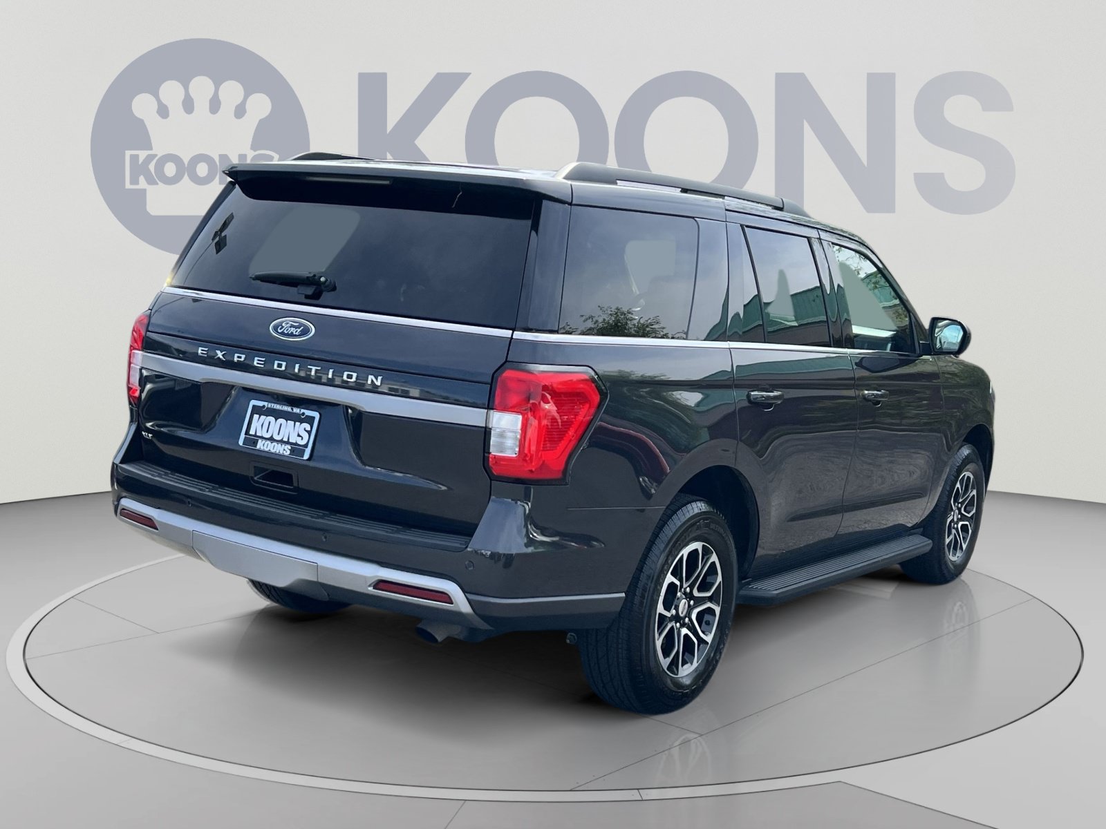 Certified 2024 Ford Expedition XLT AWD/4WD image 11