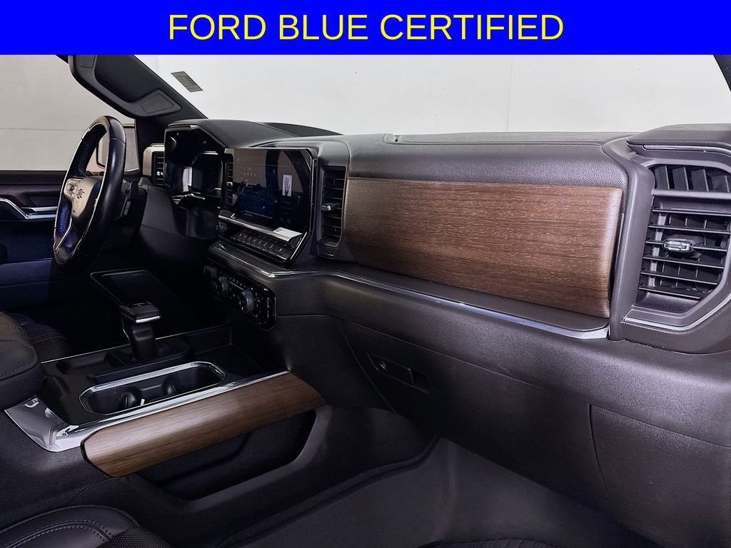 Used 2024 Chevrolet Silverado 1500 High Country w/ Midnight Edition image 31