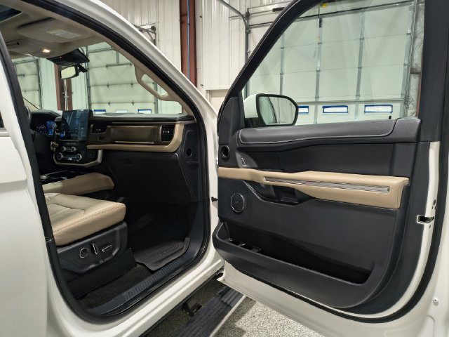 Certified 2023 Ford Expedition Max Limited AWD/4WD image 25