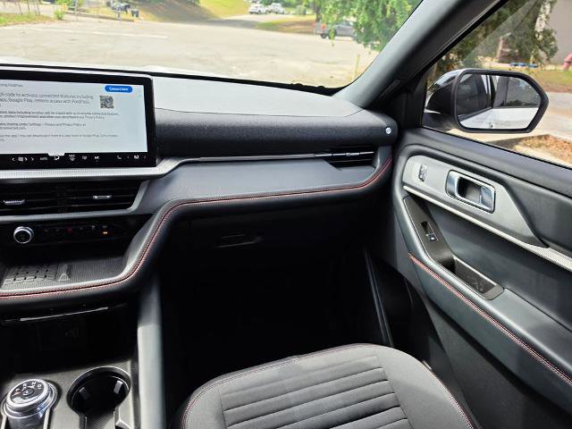 Certified 2025 Ford Explorer ST-Line w/ Premium Package RWD image 13