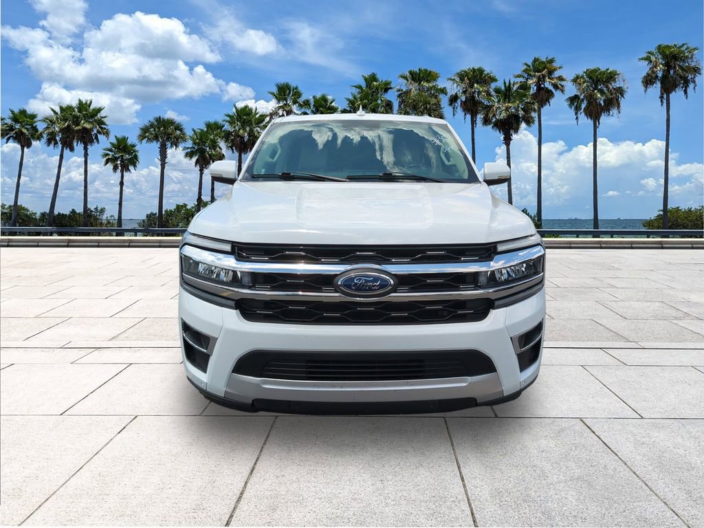 Certified 2024 Ford Expedition Limited AWD/4WD image 2