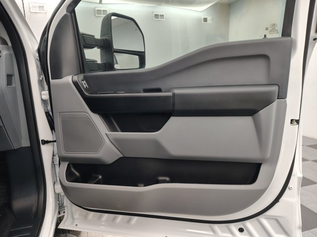 Certified 2025 Ford F250 XL w/ XL Chrome Package AWD/4WD image 30