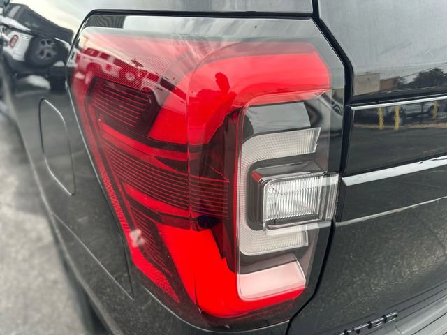 Certified 2023 Ford Expedition Limited RWD image 28