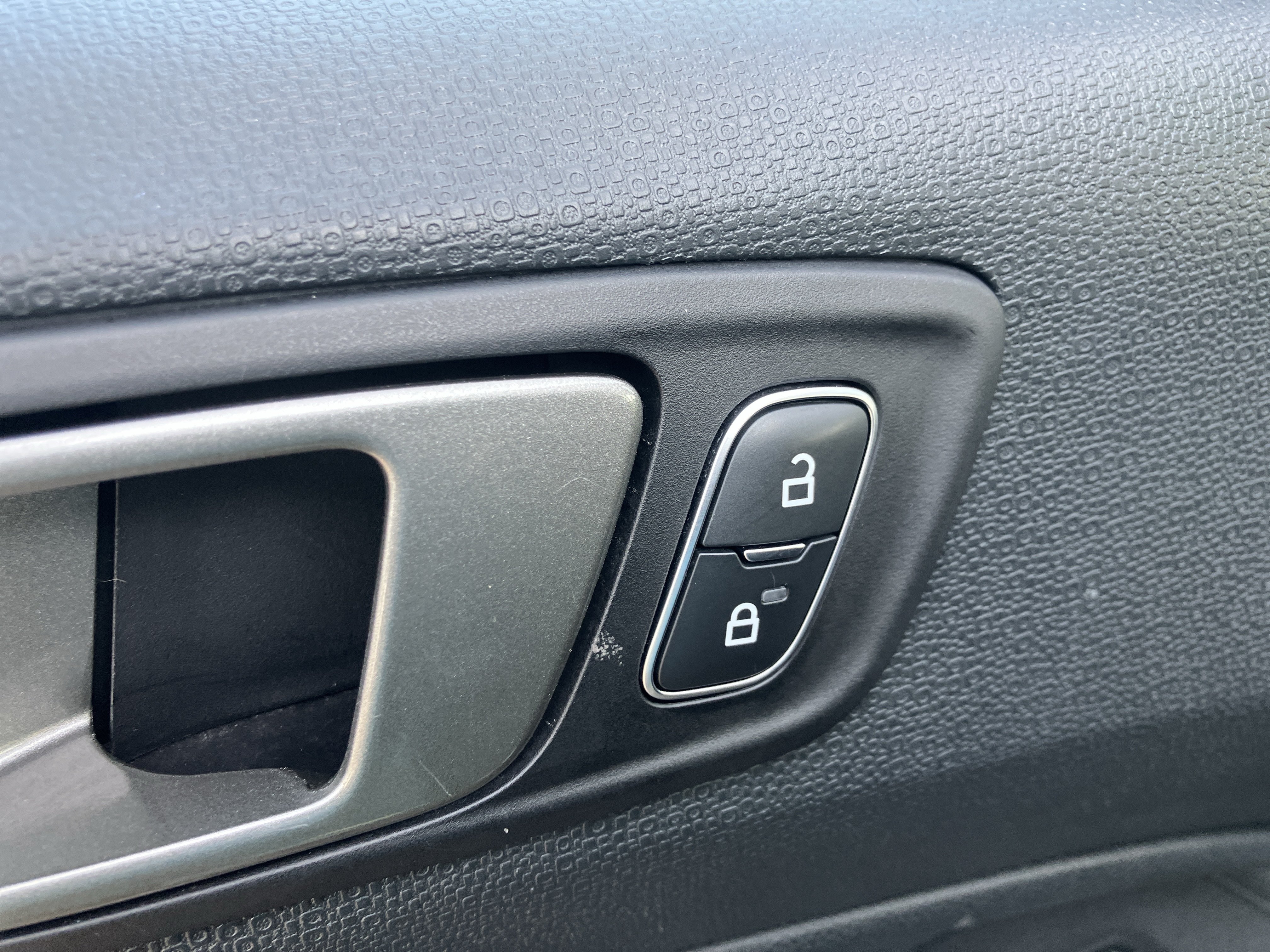 Certified 2021 Ford EcoSport SE FWD image 16