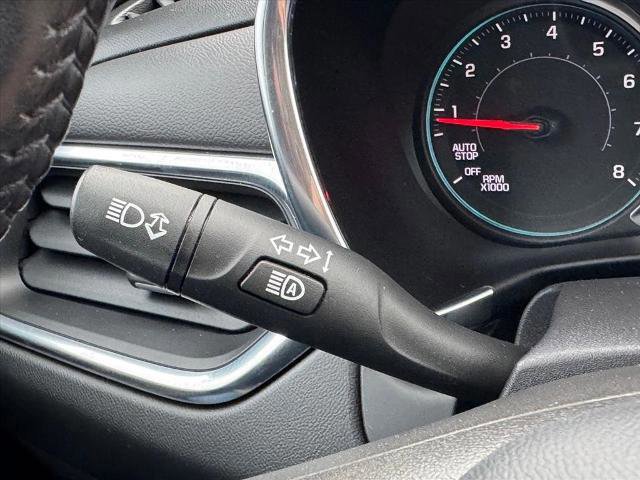 Used 2021 Chevrolet Equinox LT image 23