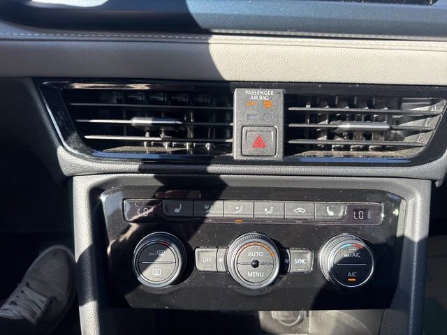 Used 2024 Volkswagen Taos SE AWD/4WD image 25