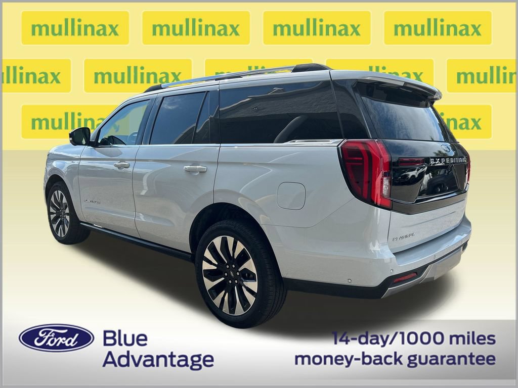 Certified 2025 Ford Expedition Platinum w/ Driver's Package AWD/4WD image 3