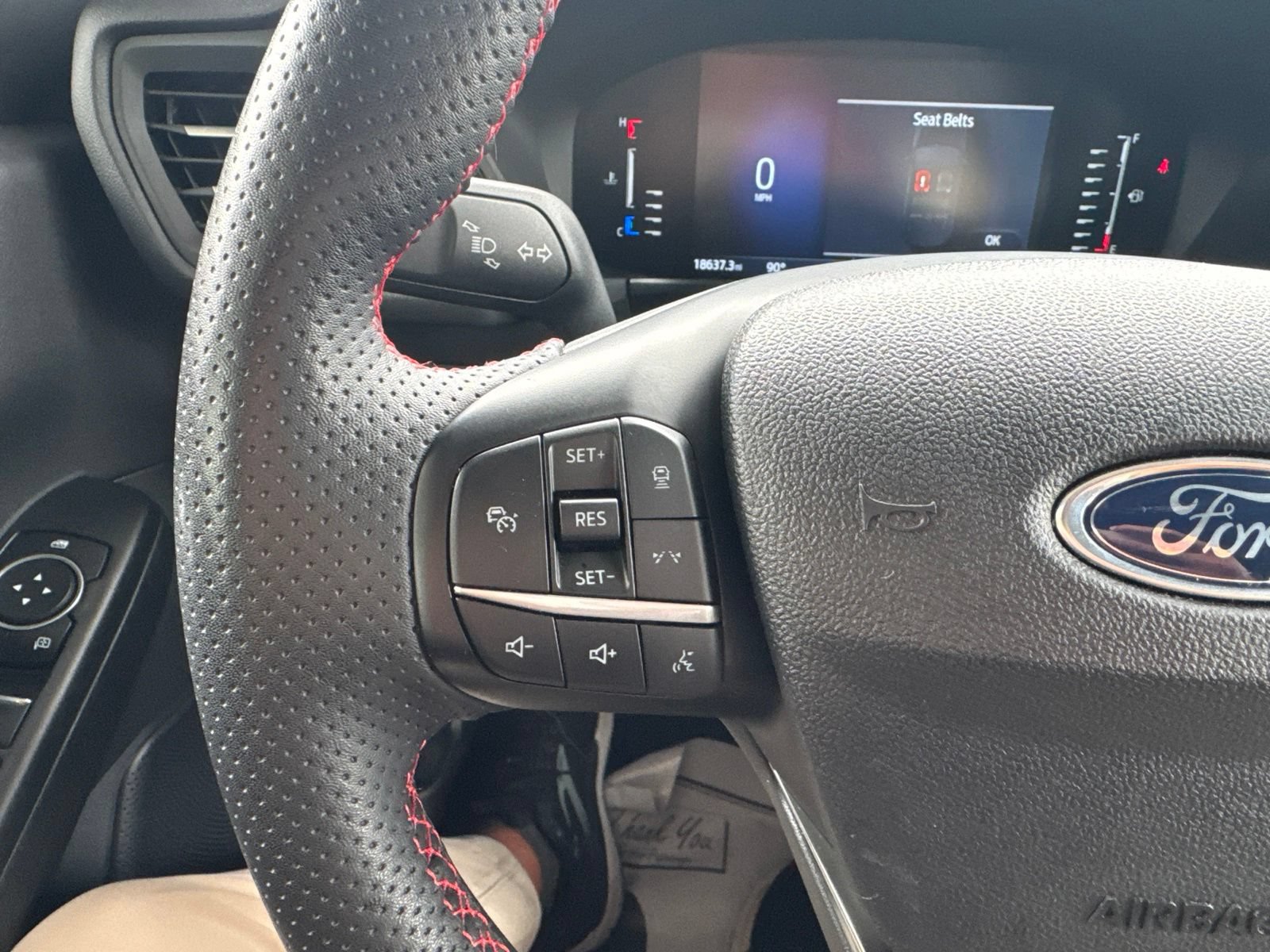 Certified 2023 Ford Escape ST-Line Select AWD/4WD image 27