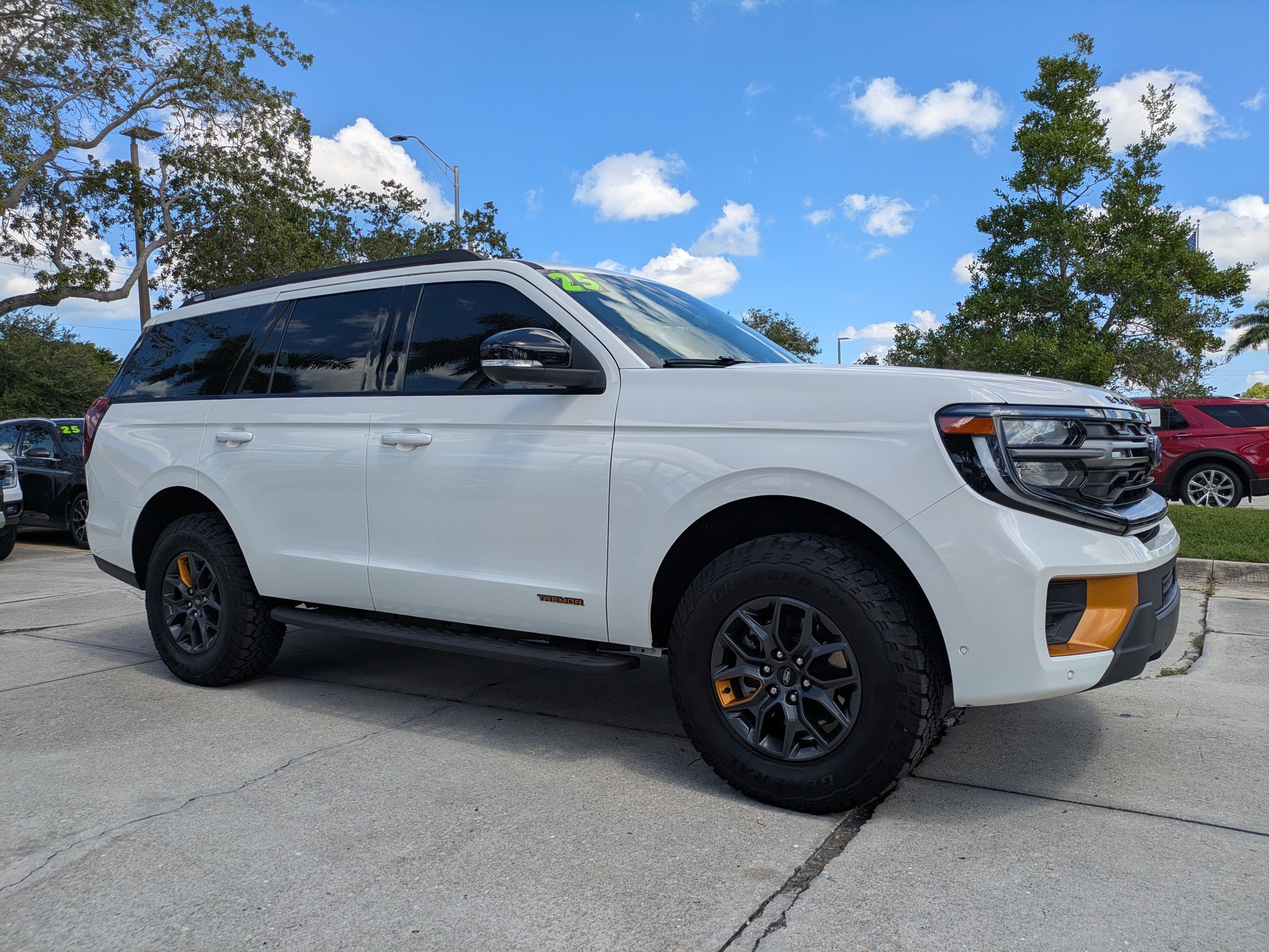 Certified 2025 Ford Expedition Tremor AWD/4WD image 2