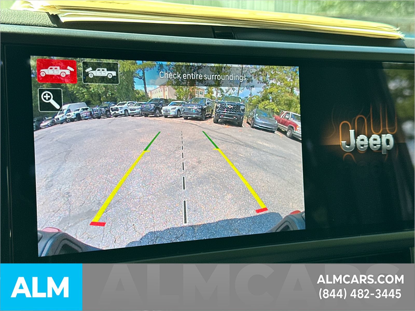 Used 2025 Jeep Gladiator Rubicon AWD/4WD image 32