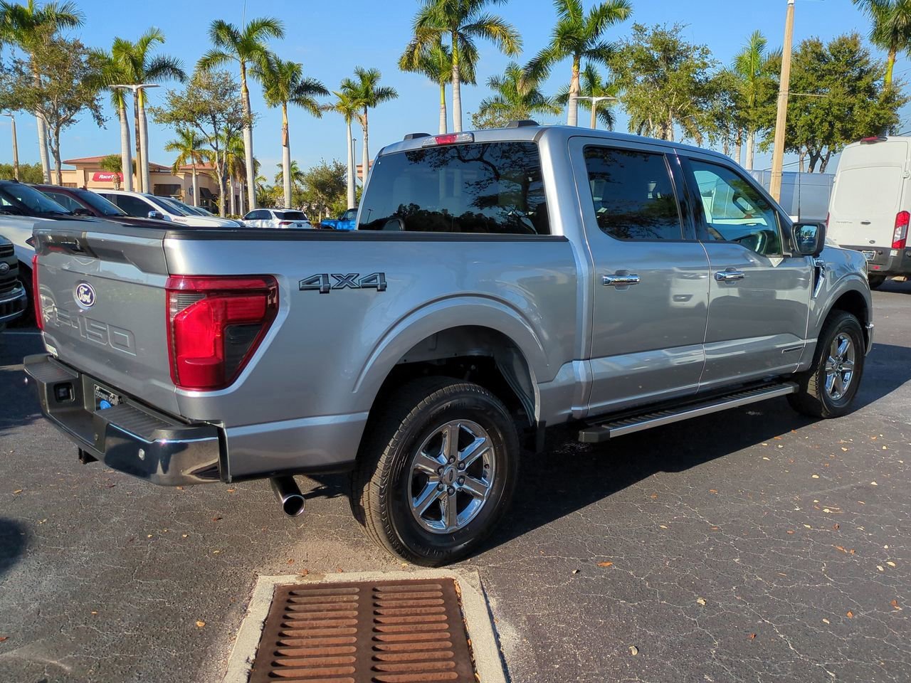 Certified 2024 Ford F150 XLT w/ Mobile Office Package image 5