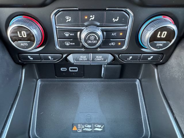 Used 2024 Chevrolet Tahoe Z71 w/ Luxury Package AWD/4WD image 30
