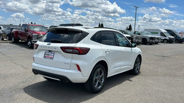 Certified 2024 Ford Escape ST-Line w/ Tech Pack #1 AWD/4WD image 3