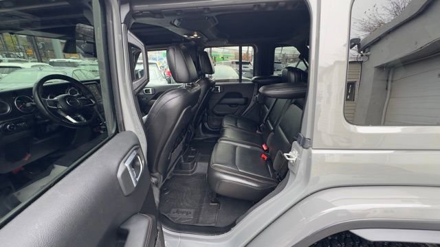 Used 2022 Jeep Wrangler Unlimited Rubicon w/ Xtreme Recon 35" Tire Package image 22