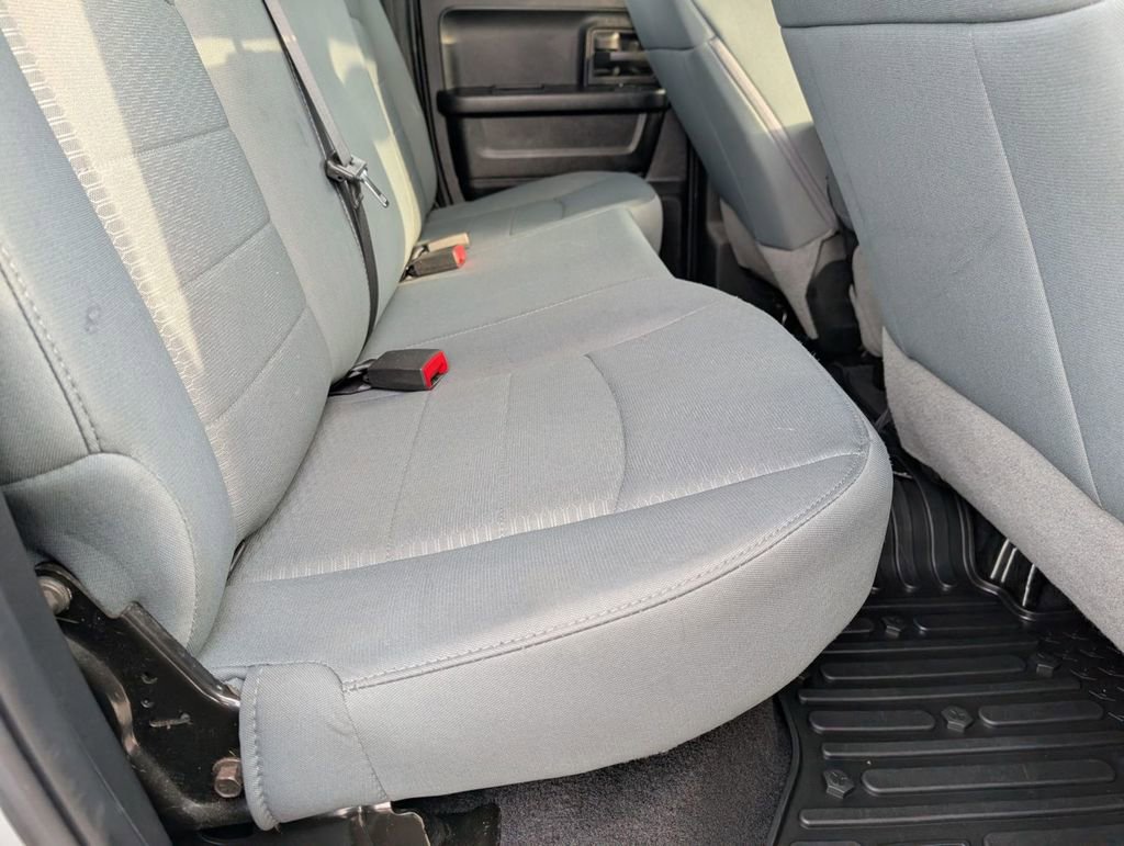 Used 2018 RAM 1500 Express w/ Popular Equipment Group image 41