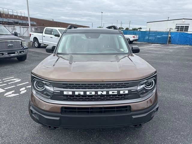 Certified 2022 Ford Bronco Sport Badlands w/ Premium Package AWD/4WD image 2