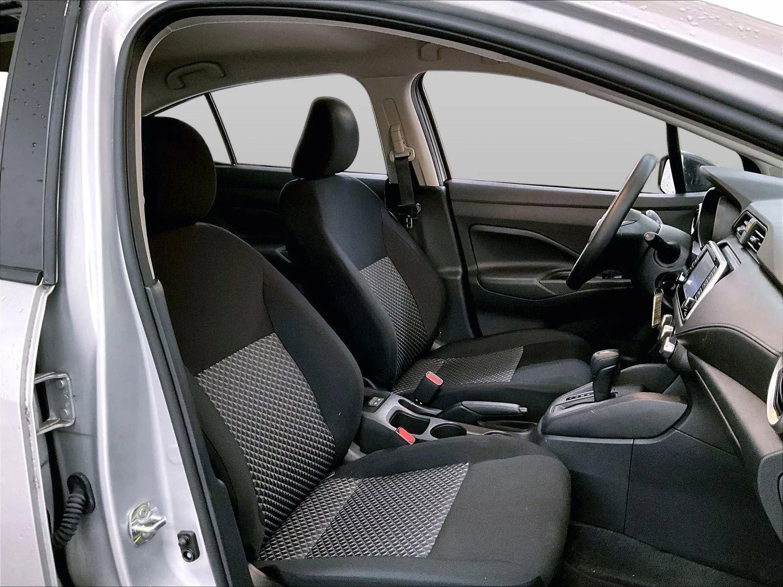 Used 2024 Nissan Versa S w/ Trunk Package image 7