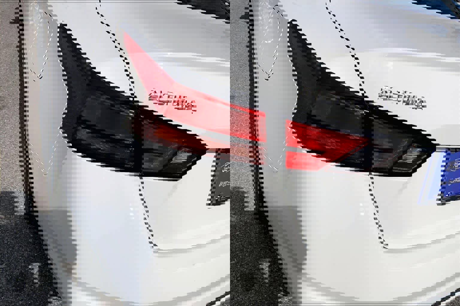 Used 2024 Nissan Altima 2.5 S image 29