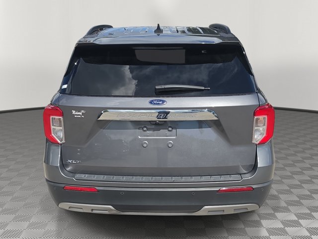 Certified 2023 Ford Explorer XLT w/ Equipment Group 202A RWD image 5