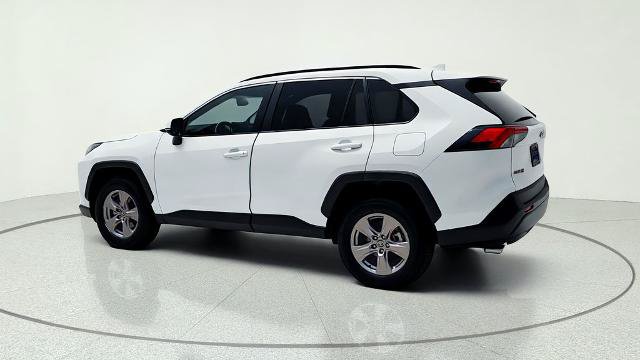 Used 2025 Toyota RAV4 XLE FWD image 5