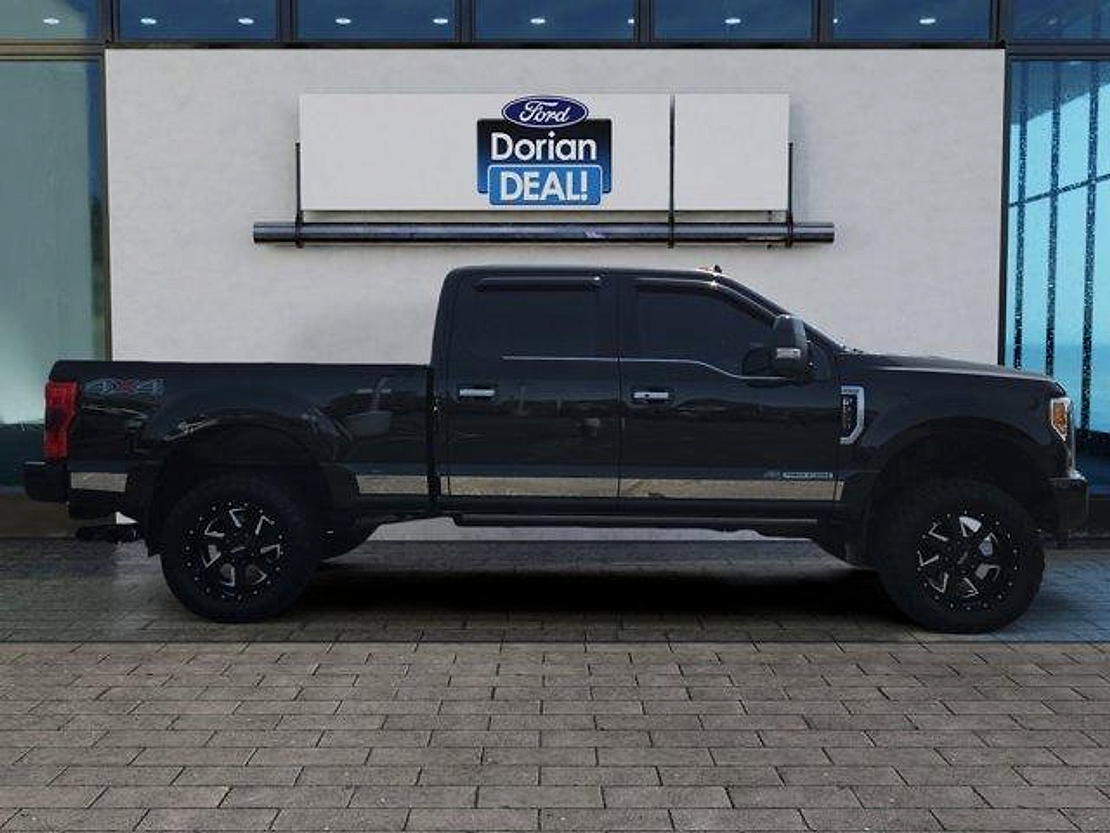 Certified 2019 Ford F250 Limited AWD/4WD image 2