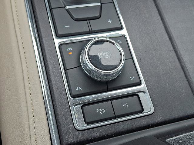 Certified 2022 Ford Expedition Max Platinum image 25