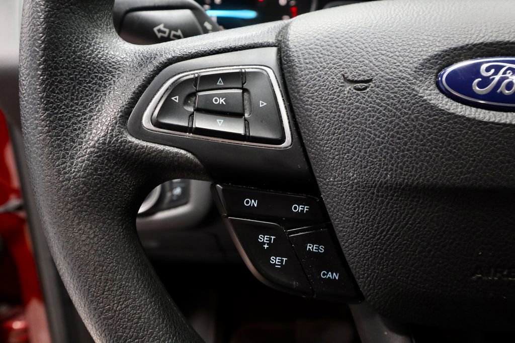 Certified 2019 Ford Escape SE FWD image 28