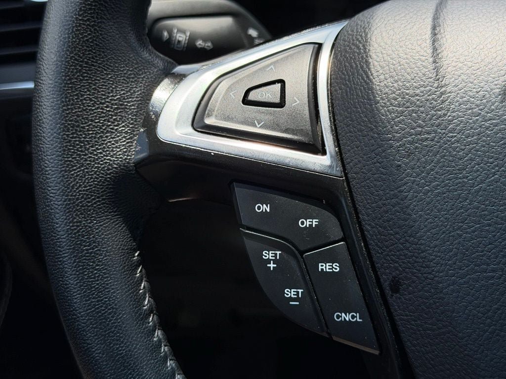 Certified 2024 Ford Edge Titanium AWD/4WD image 35