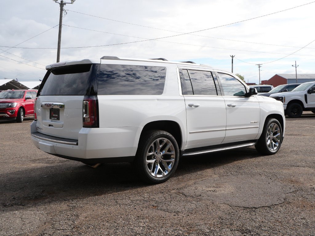 Used 2017 GMC Yukon XL Denali w/ Open Road Package AWD/4WD image 6